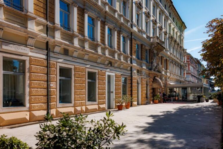 Hotel Lycium Debrecen, Handwritten Collection, Accor - szálloda