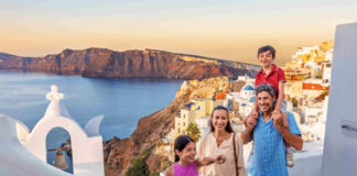 nyaralás, hajós utak, tengerpart, család - turisztika