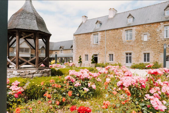 Hôtel de l'Abbaye du Tronchet – Handwritten Collection - szálloda Franciaország