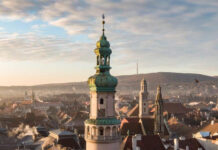 Sopron város látképe - turisztikai desztináció