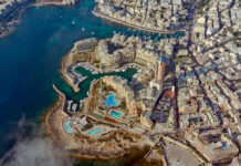 San Ġiljan kikötő, Málta - turisztika