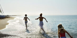 tengerparti nyaralás, oceán - turisztika, kiutaztatás