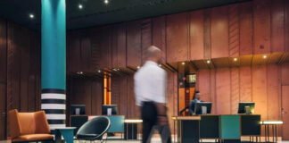 Pullman Berlin Schweizerhof szálloda, Revo Hospitality